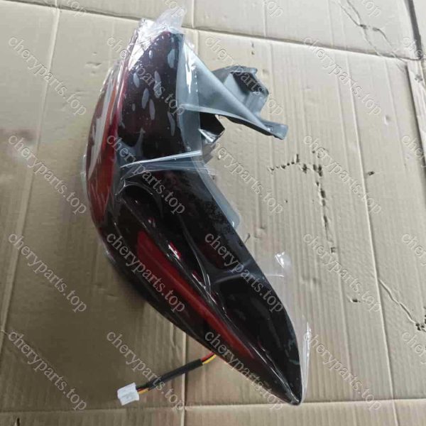 605000202aa Right Rear Taillight 9