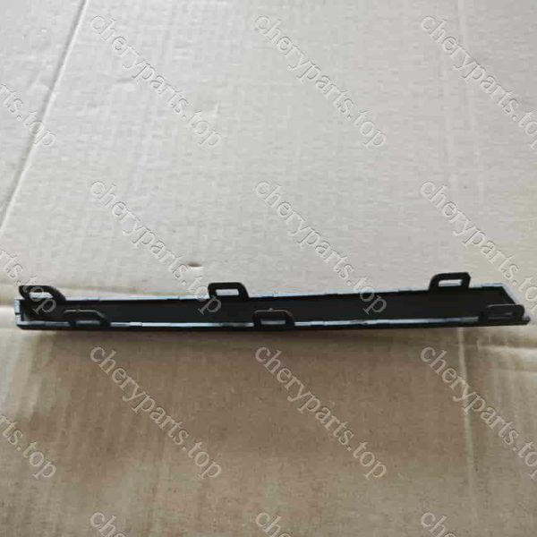 F16-2803561ca-dq Grille Bright Strip 15-primer 1681