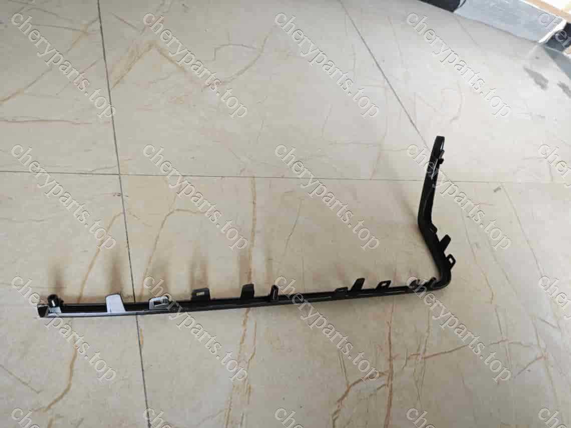 F16-2804509bl Large Decorative Strip On The Left Side Of The Rear Bumper 753