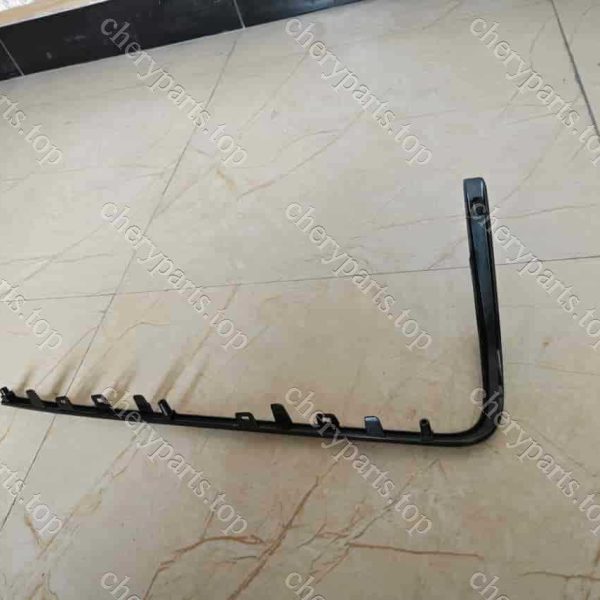 F16-2804509bl Large Decorative Strip On The Left Side Of The Rear Bumper 754