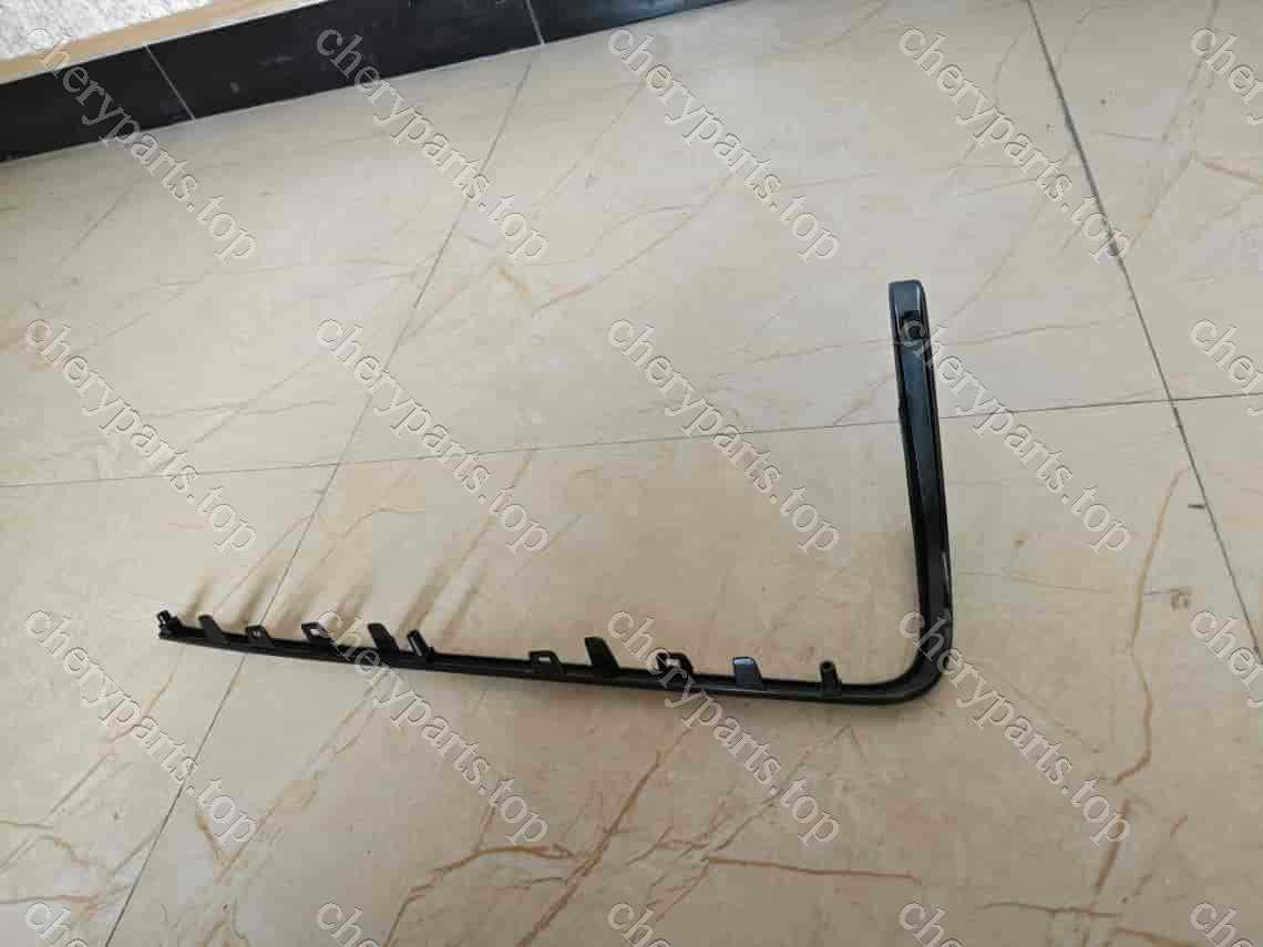 F16-2804509bl Large Decorative Strip On The Left Side Of The Rear Bumper 754