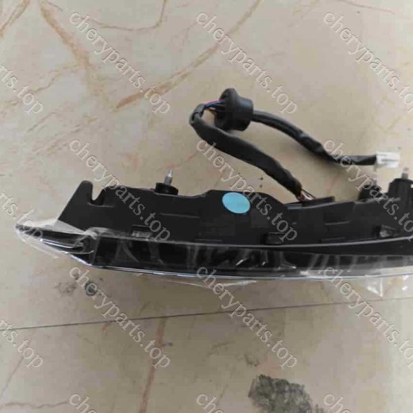 F16-4433040ca Right Rear Taillight Assembly Movable Part 828