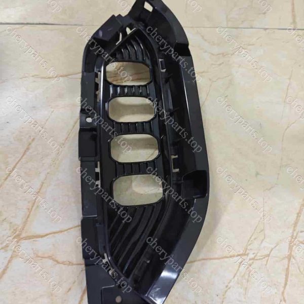 F18-2803512 Front Right Daytime Running Light Cover 984