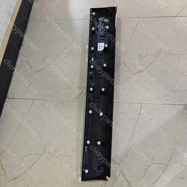 F18-5500160na-dq Right Front Door Trim Panel Assembly Primer 1138