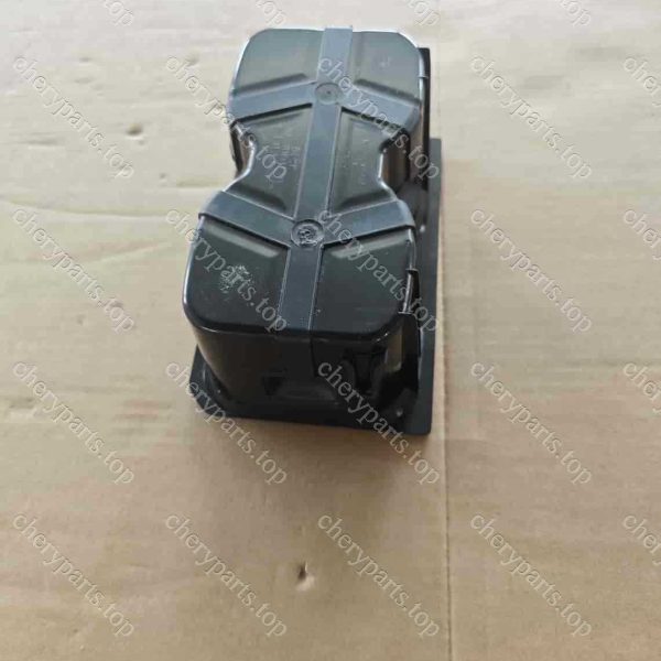 F26-5305010-220 Cup Holder Assembly 1750